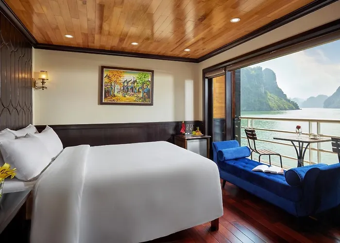 Dragon Bay Cruise  5*
