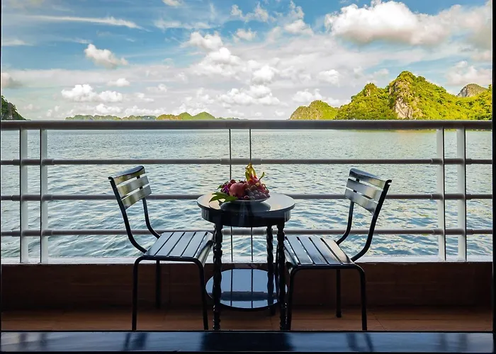 Dragon Bay Cruise Ha Long
