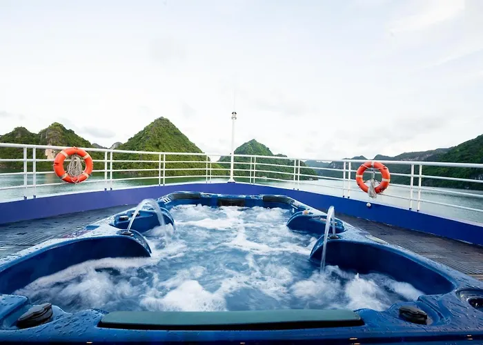 Dragon Bay Cruise 5* Ha Long