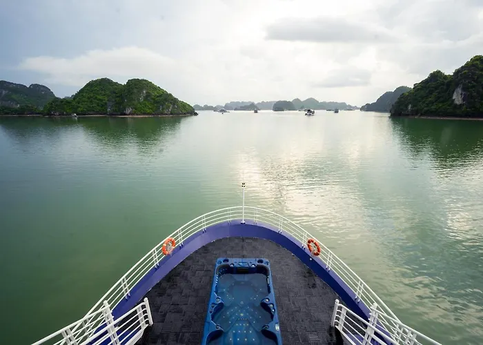 Dragon Bay Cruise 5* Ha Long