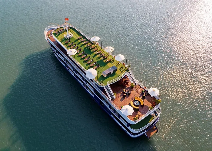 Dragon Bay Cruise 5*
