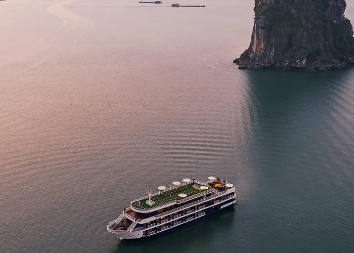 Dragon Bay Cruise Ha Long
