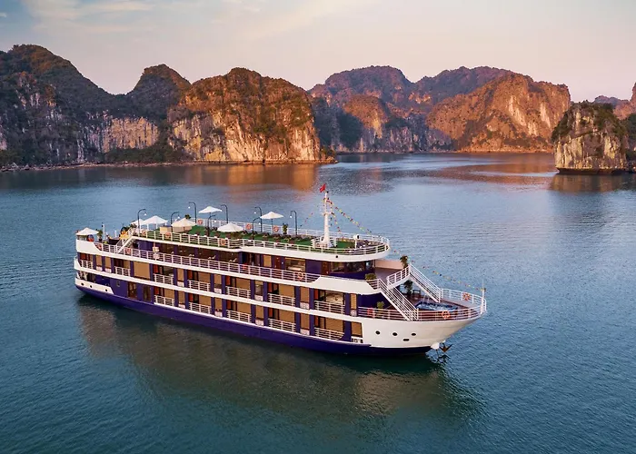 Dragon Bay Cruise  5*