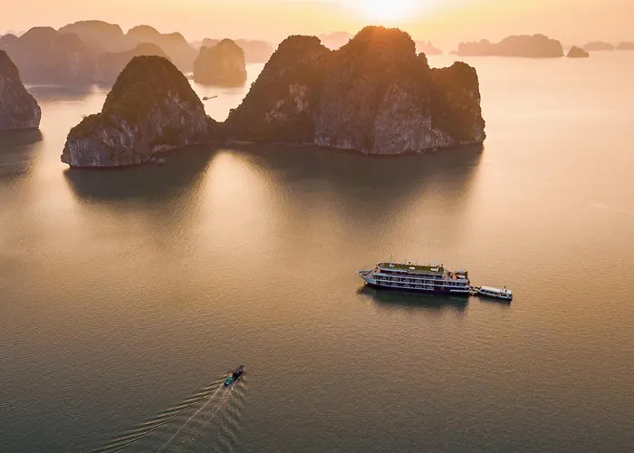  Dragon Bay Cruise 5*