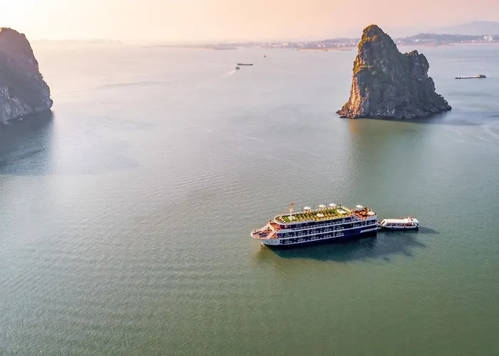  Dragon Bay Cruise