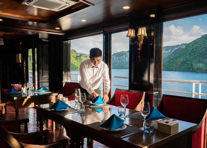 Dragon Bay Cruise  5*