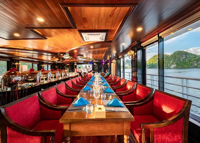  Dragon Bay Cruise