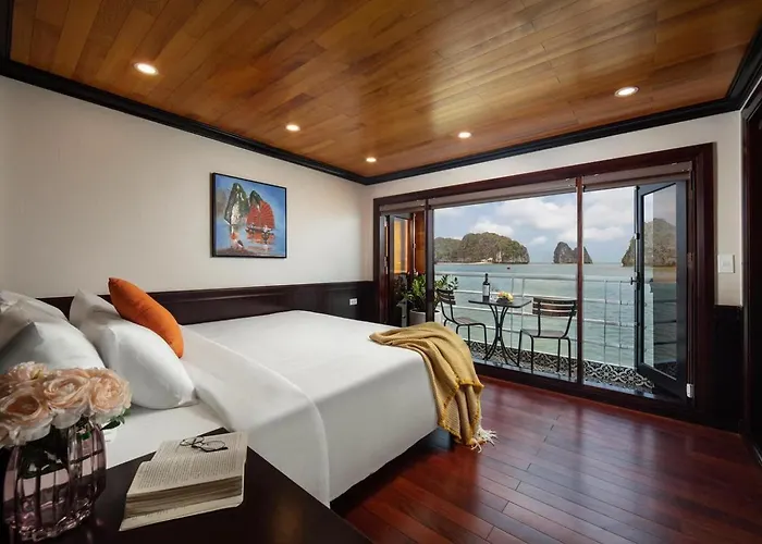 Dragon Bay Cruise 5*